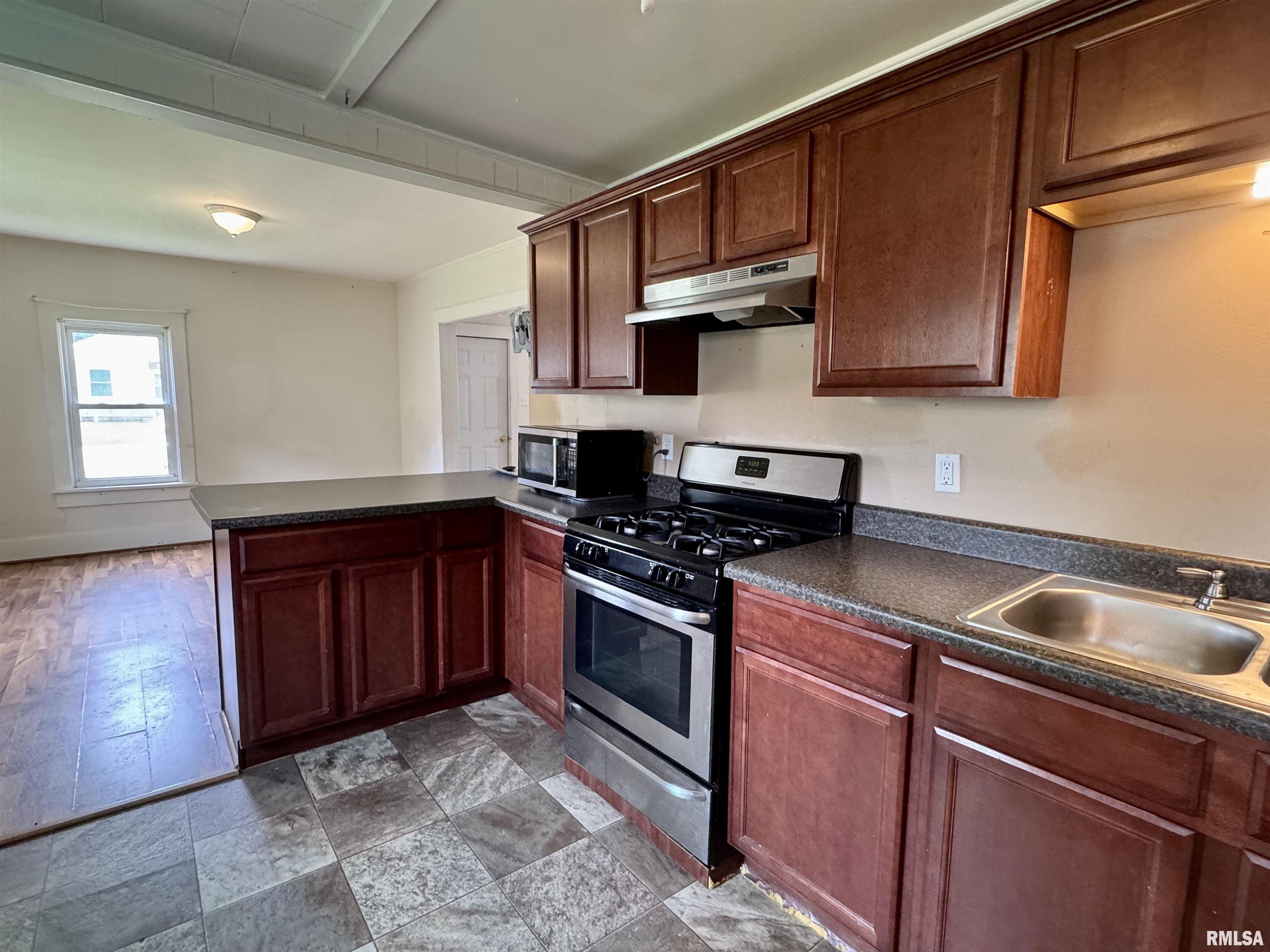 410 East Summit Street Macomb, IL 61455 - Photo 5 of 26