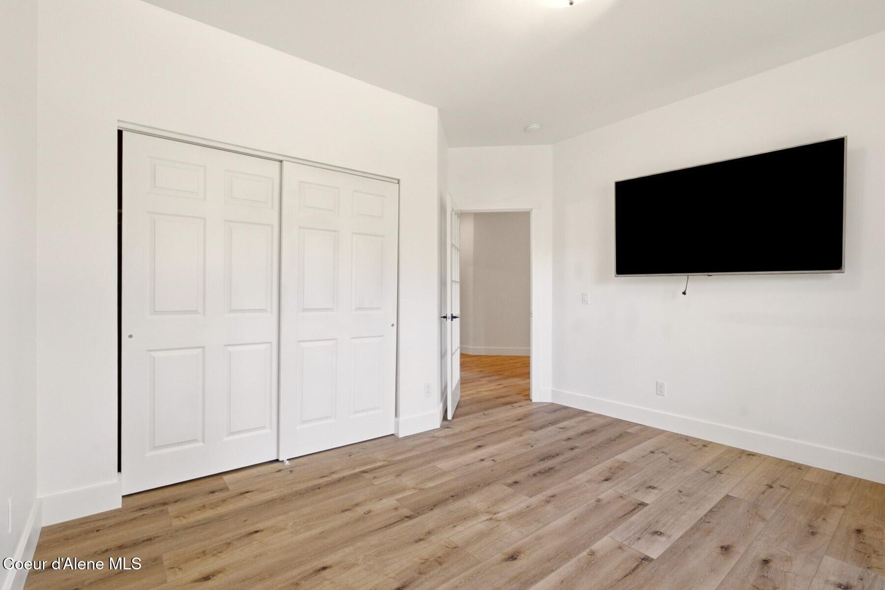 10988 West Thompson Road Coeur D'Alene, ID 83814 - Photo 37 of 71 Main Floor Guest Bedroom