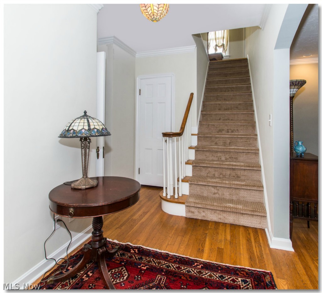 3113 Keswick Road Cleveland, OH 44120 - Photo 3 of 25