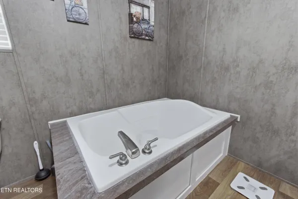 $264,900 | 915 Howell River Road, Rutledge, TN 37861