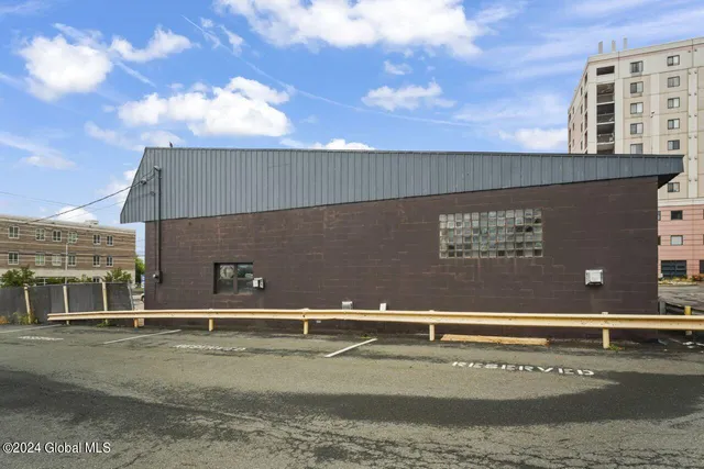 $675,000 | 111 Nott Terrace, Schenectady, NY 12308