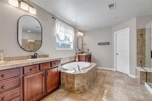 $825,900 | 25150 East Ottawa Drive, Aurora, CO 80016