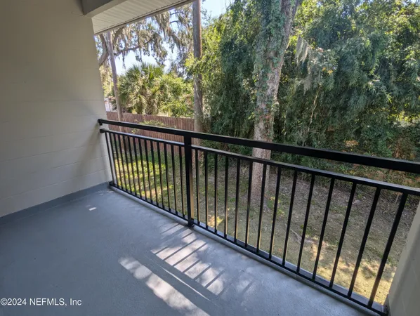 $1,325 | 1900 Danese Court, Jacksonville, FL 32207