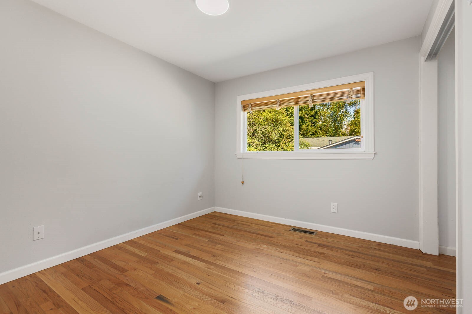 12450 169th Avenue Southeast Renton, WA 98059 - Photo 8 of 22 Gallery Image 8