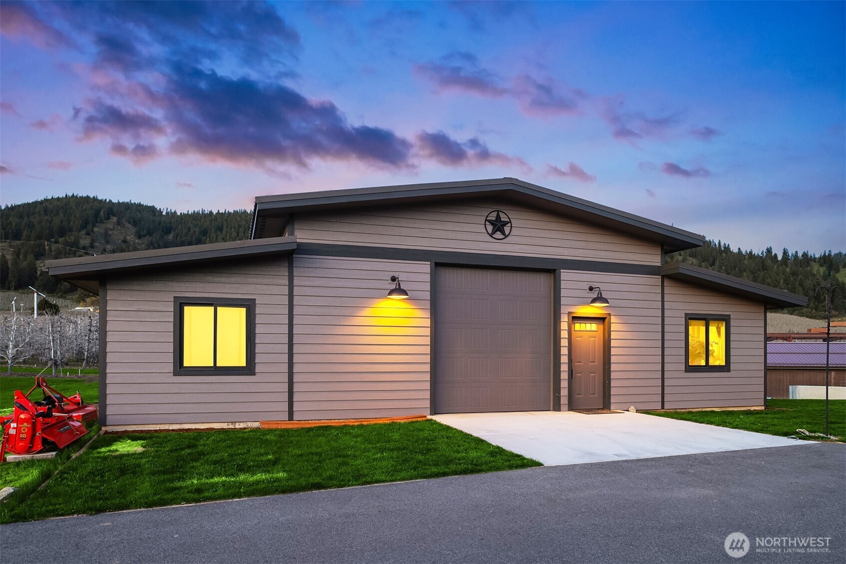 9615 North Road Peshastin, WA 98847 - Photo 3 of 40 Gallery Image 3