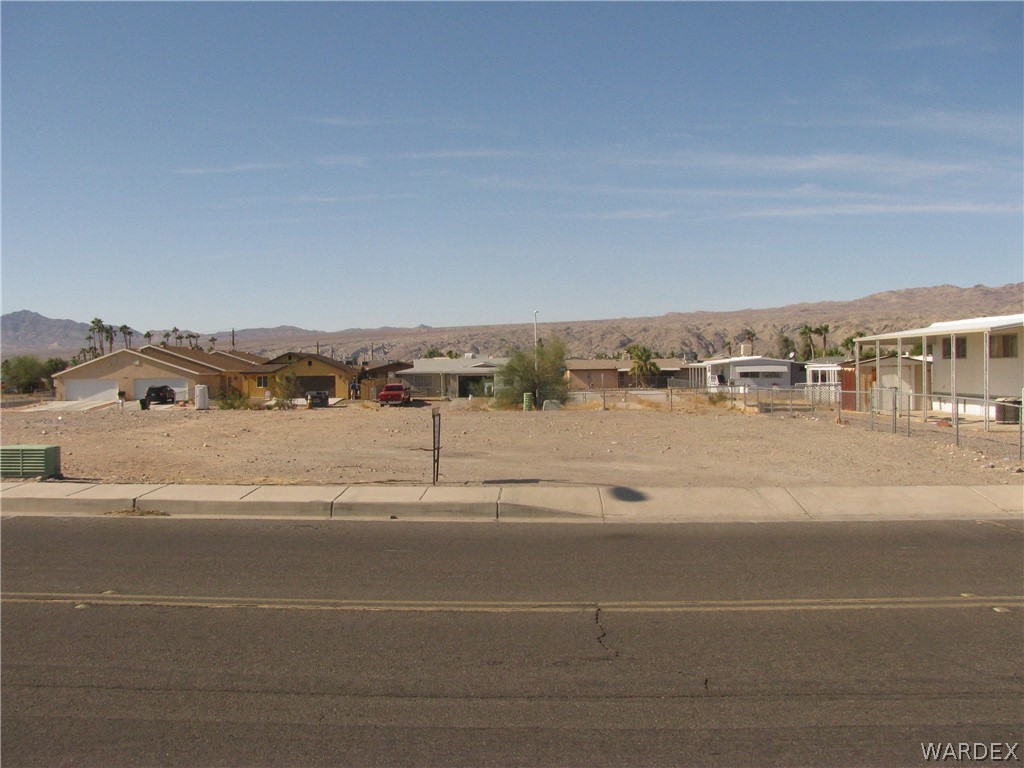 1477 Trane Road Bullhead City, AZ 86442 - Photo 1 of 9 Gallery Image 1
