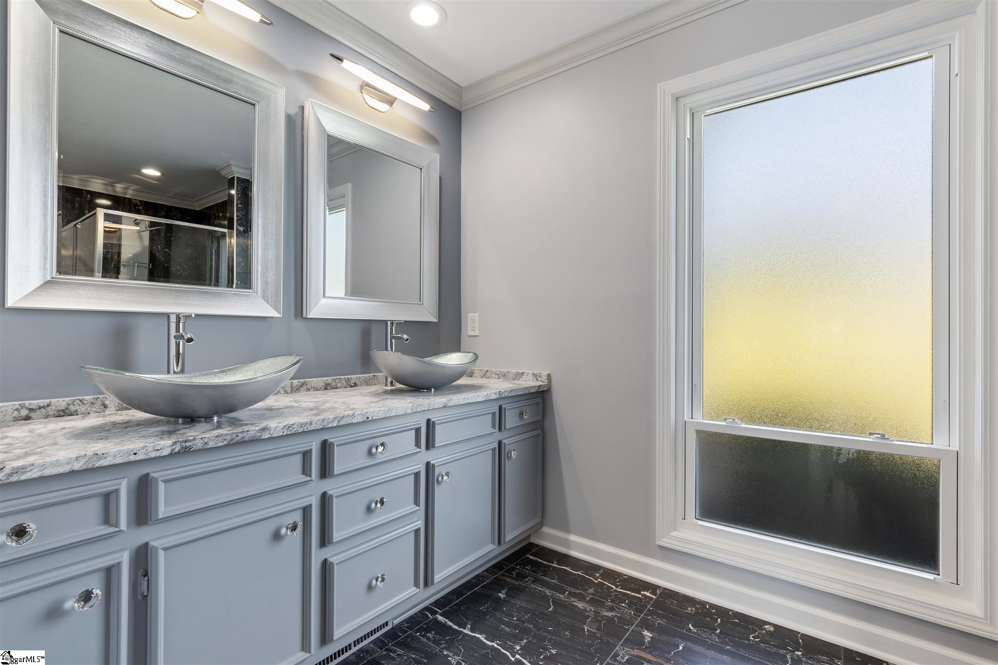 103 Altamont Road Greenville, SC 29609 - Photo 14 of 35
