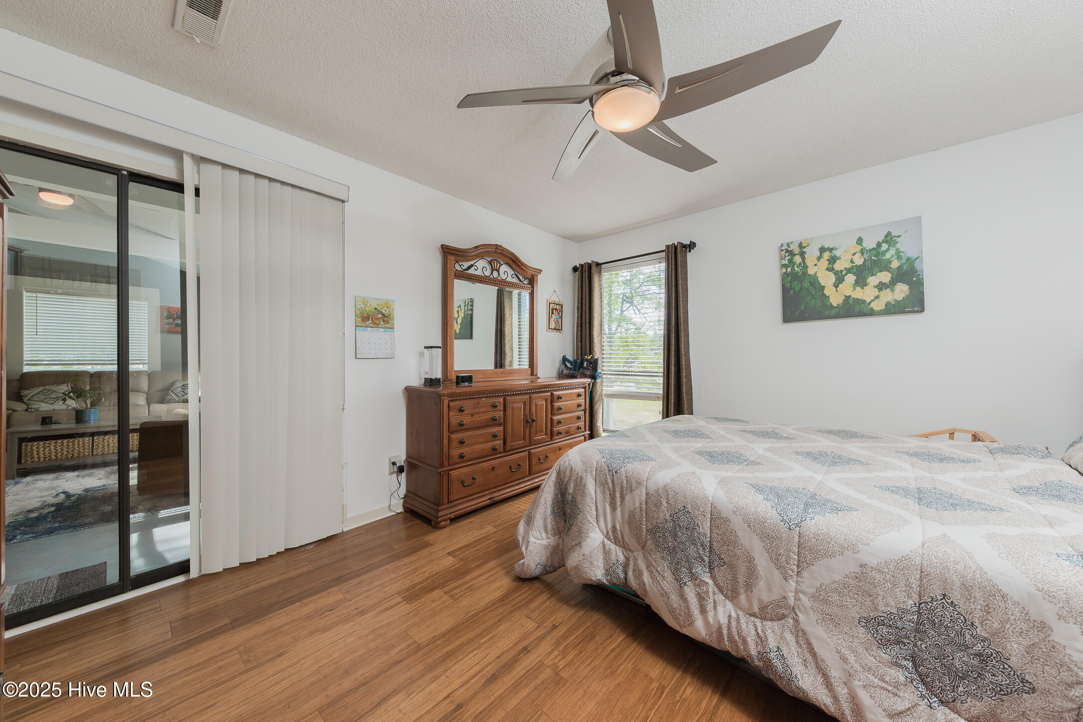 732 Azalea Drive, Unit 406 Hampstead, NC 28443 - Photo 14 of 35 21MASTER