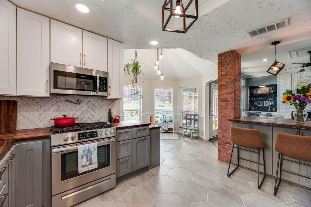 2908 Roaring Springs Road Grapevine, TX 76051 - Photo 19 of 34