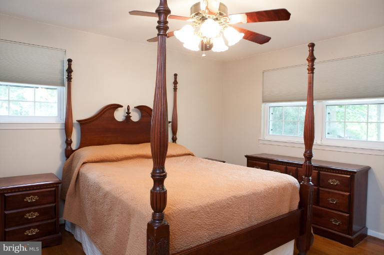 8916 Victoria Road Springfield, VA 22151 - Photo 21 of 24 Bedroom (Master)