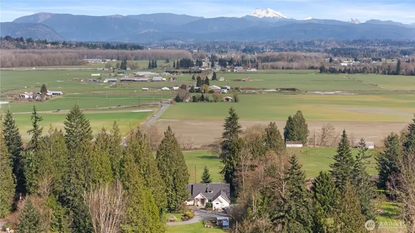 $1,650,000 | 513 212th Street Northwest, Arlington, WA 98223