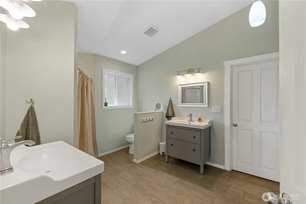 $1,650,000 | 513 212th Street Northwest, Arlington, WA 98223