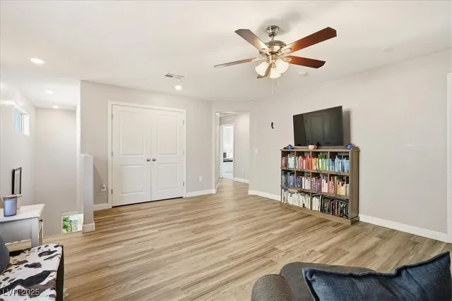 $505,000 | 6955 Feather Hl Street, North Las Vegas, NV 89086