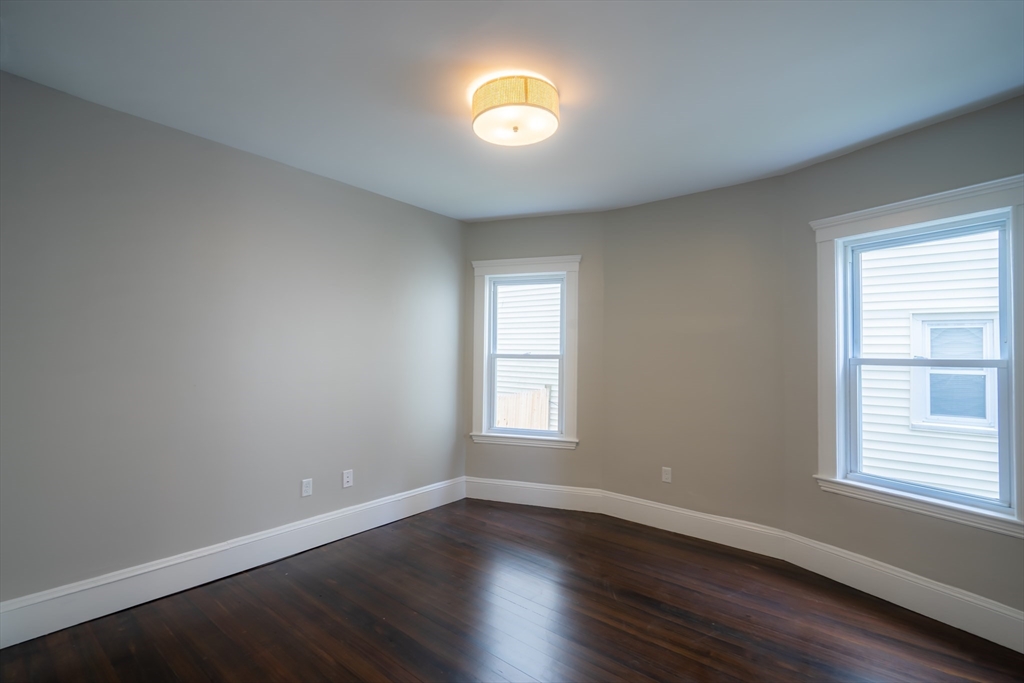 101 Draper Street, Unit 1 Boston, MA 02122 - Photo 8 of 14