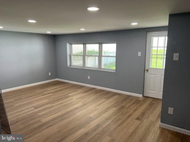 10954 East Keswick Road Philadelphia, PA 19154 - Photo 20 of 24