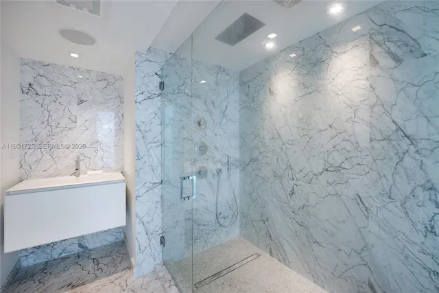 $14,500,000 | 1000 South Pointe Drive, Unit PH2804, Miami Beach, FL 33139