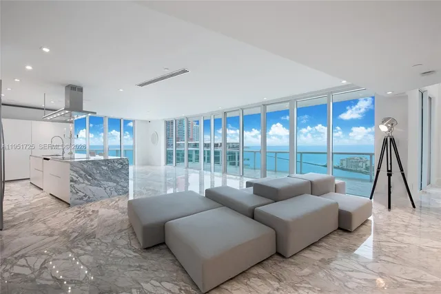 $14,500,000 | 1000 South Pointe Drive, Unit PH2804, Miami Beach, FL 33139