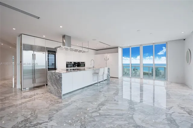 $14,500,000 | 1000 South Pointe Drive, Unit PH2804, Miami Beach, FL 33139