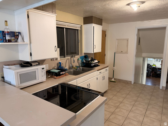 574 West Harding Avenue Cedar City, UT 84720 - Photo 10 of 43 main-floor kitchen