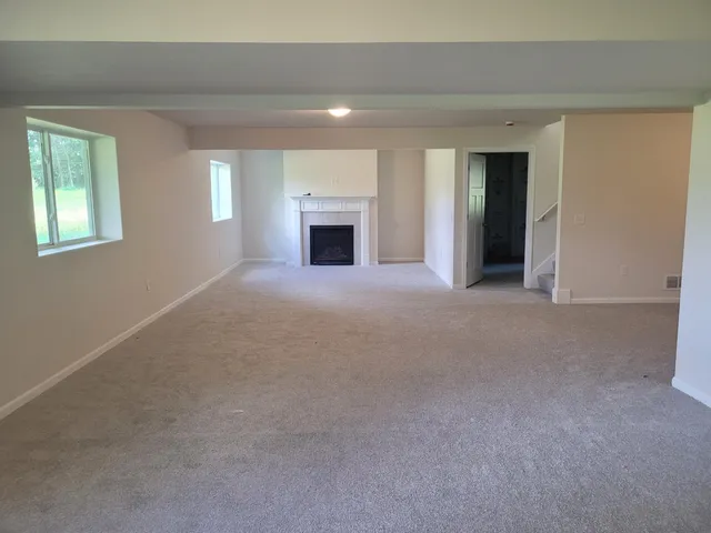 $525,000 | 2821 14 Mile Road Northeast, Sparta, MI 49345