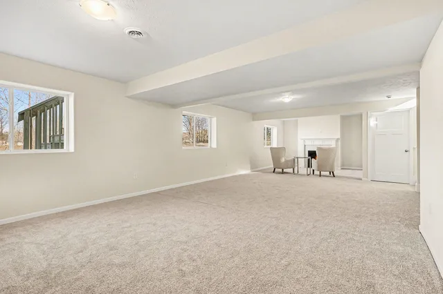 $525,000 | 2821 14 Mile Road Northeast, Sparta, MI 49345