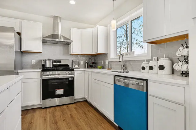 $525,000 | 2821 14 Mile Road Northeast, Sparta, MI 49345