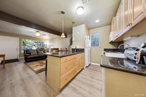 $435,000 | 1410 Ski Run Boulevard, Unit 10, South Lake Tahoe, CA 96150