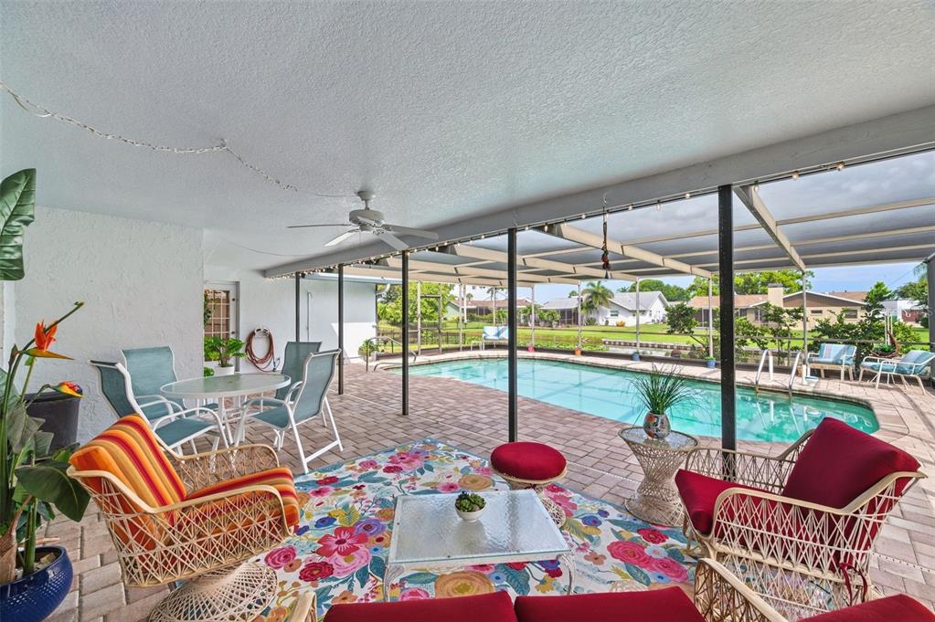 10744 97th Street Largo, FL 33773 - Photo 6 of 67