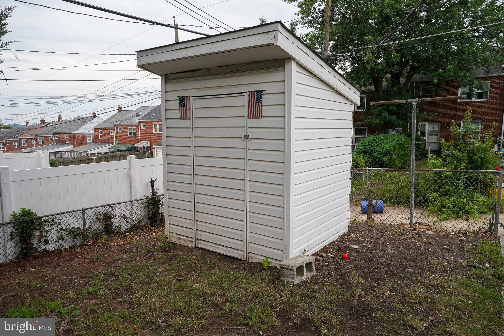 1085 Elm Road Halethorpe, MD 21227 - Photo 12 of 17 Shed