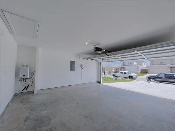 $1,700 | 21197 Alder Oaks Drive, New Caney, TX 77357