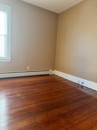 $1,950 | 247 Dawson Street, Unit 1, New Bedford, MA 02745