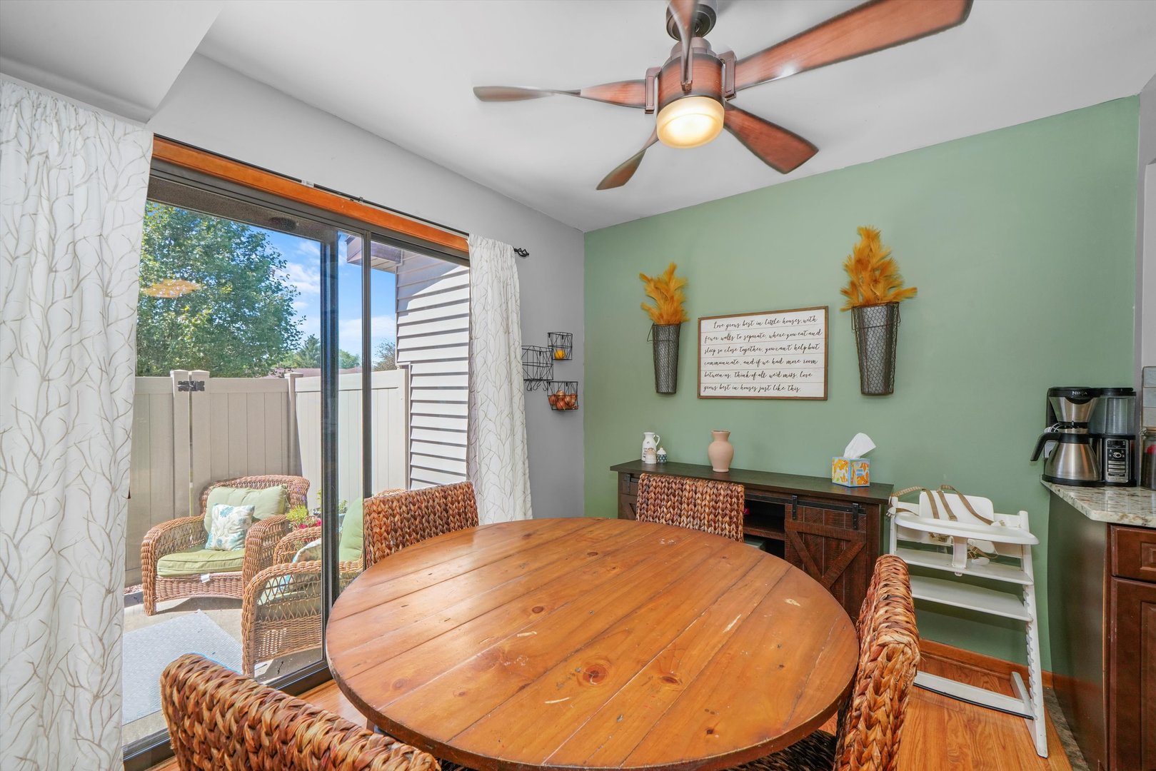 316 Circlegate Road New Lenox, IL 60451 - Photo 8 of 24 a workspace with furniture and window