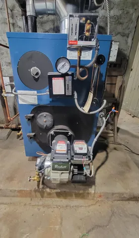 a view of a bench in the backyard