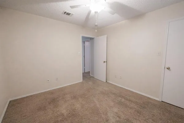 $1,800 | 10216 Lone Eagle Court, Fort Worth, TX 76108