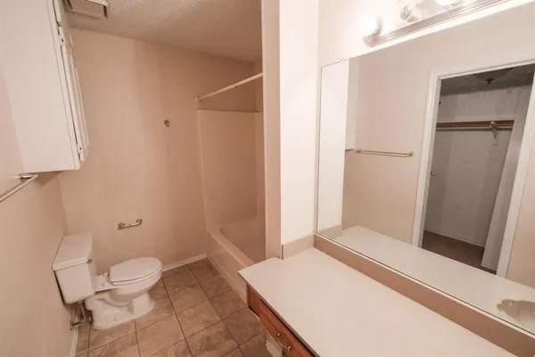 $1,800 | 10216 Lone Eagle Court, Fort Worth, TX 76108