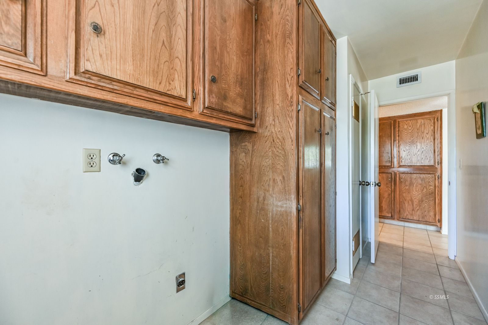 400 Karin Street Ridgecrest, CA 93555 - Photo 16 of 34
