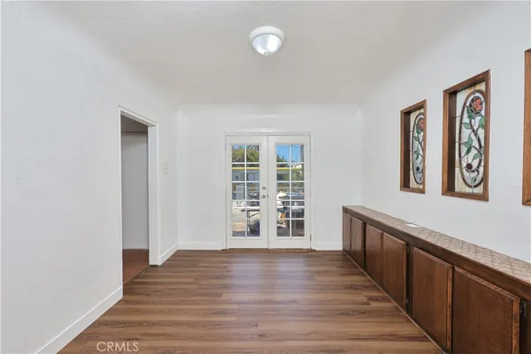 $3,200 | 2519 Eucalyptus Avenue, Long Beach, CA 90806