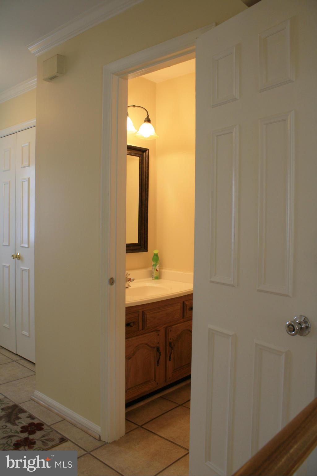 8623 Tower Bridge Way Lutherville-Timonium, MD 21093 - Photo 13 of 30 Bath