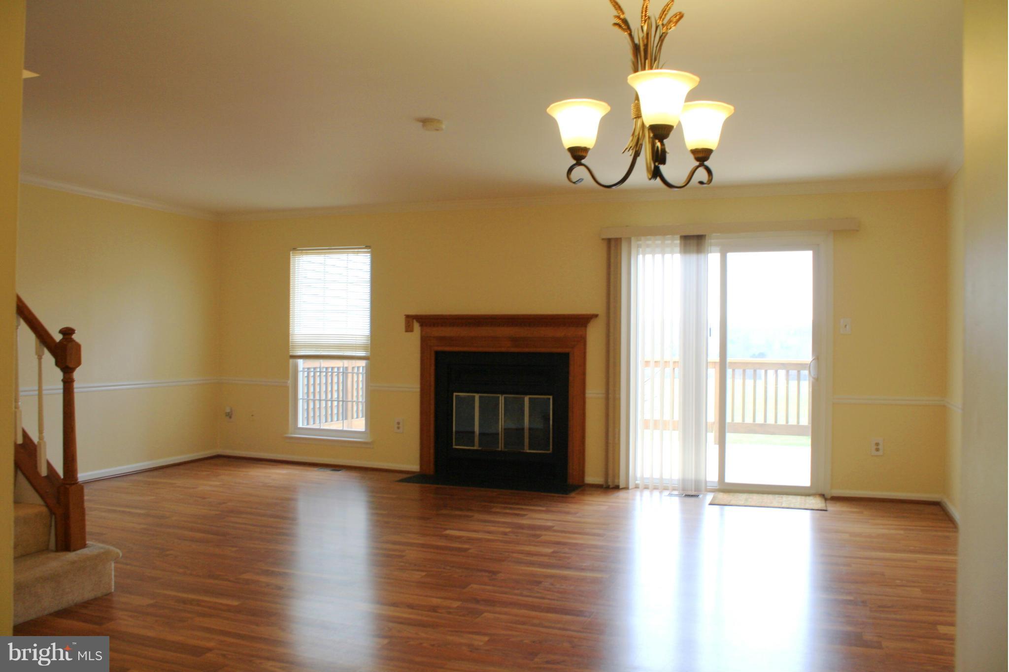 8623 Tower Bridge Way Lutherville-Timonium, MD 21093 - Photo 7 of 30 Living Room
