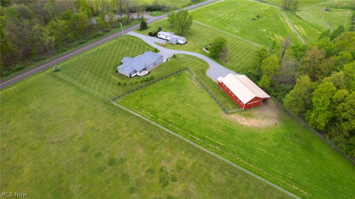 8582 Dundee Wilmot Road Northwest Dundee, OH 44624 - Photo 38 of 49