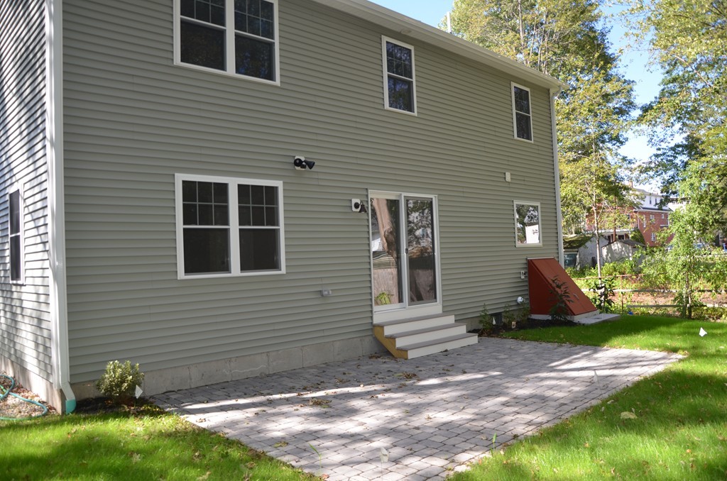 190 Marlborough Road Salem, MA 01970 - Photo 16 of 17 Gallery Image 16
