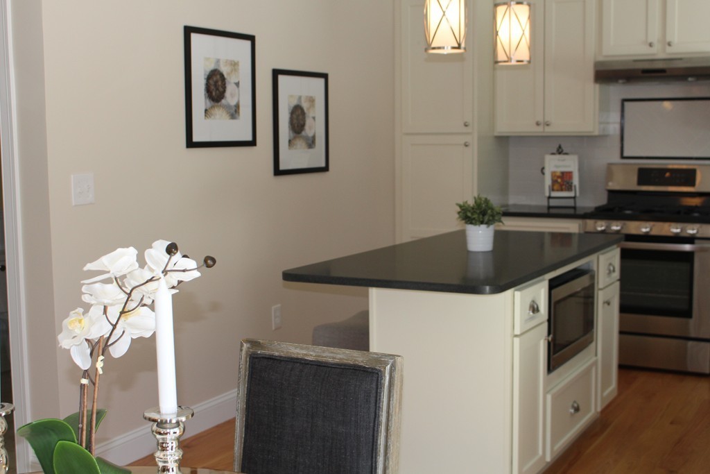 190 Marlborough Road Salem, MA 01970 - Photo 6 of 17 Gallery Image 6