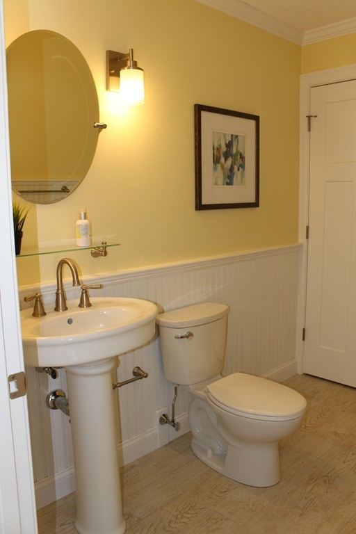 190 Marlborough Road Salem, MA 01970 - Photo 9 of 17 Gallery Image 9