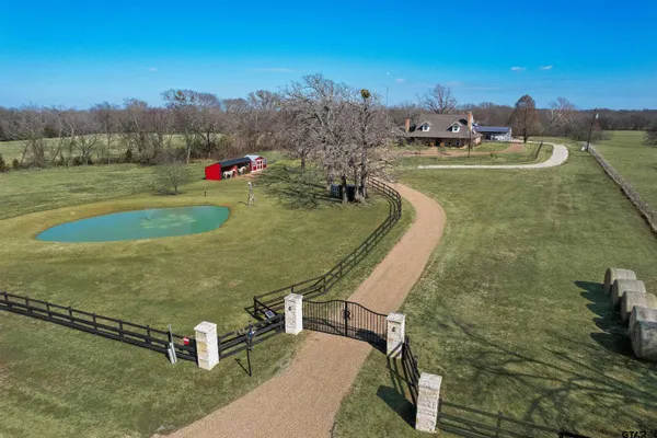 $789,000 | 669 Van Zandt County Road 2316, Canton, TX 75103