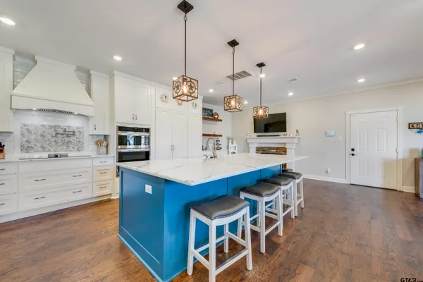 $789,000 | 669 Van Zandt County Road 2316, Canton, TX 75103