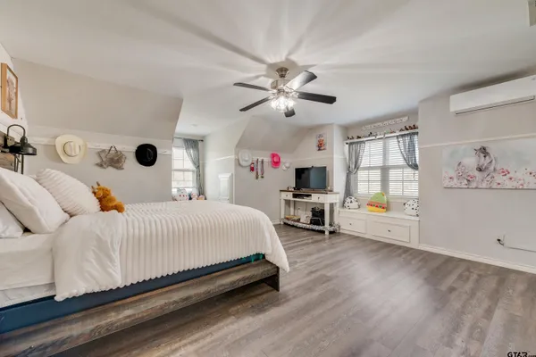 $789,000 | 669 Van Zandt County Road 2316, Canton, TX 75103