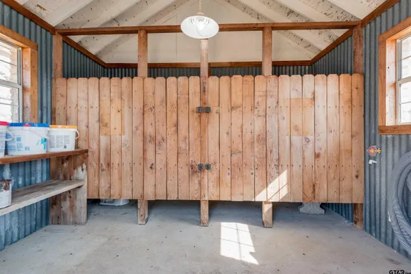 $789,000 | 669 Van Zandt County Road 2316, Canton, TX 75103