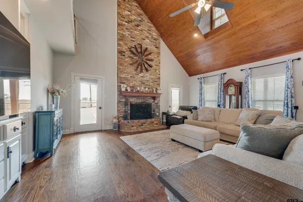 $789,000 | 669 Van Zandt County Road 2316, Canton, TX 75103