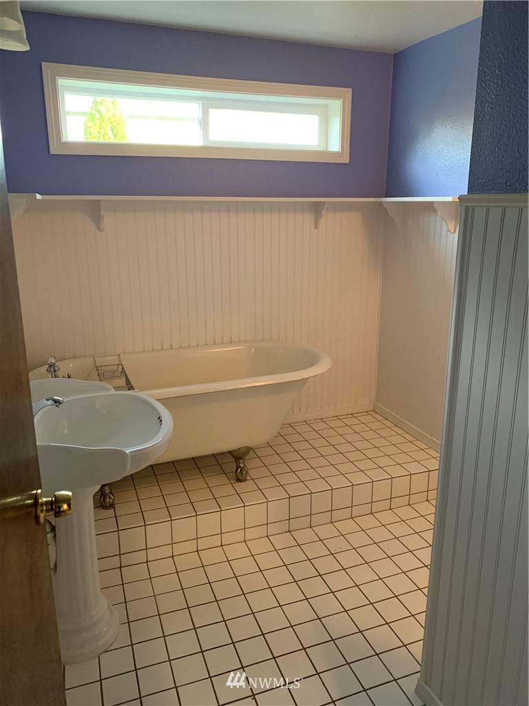 6143 Church Road Ferndale, WA 98248 - Photo 16 of 40 Gallery Image 16