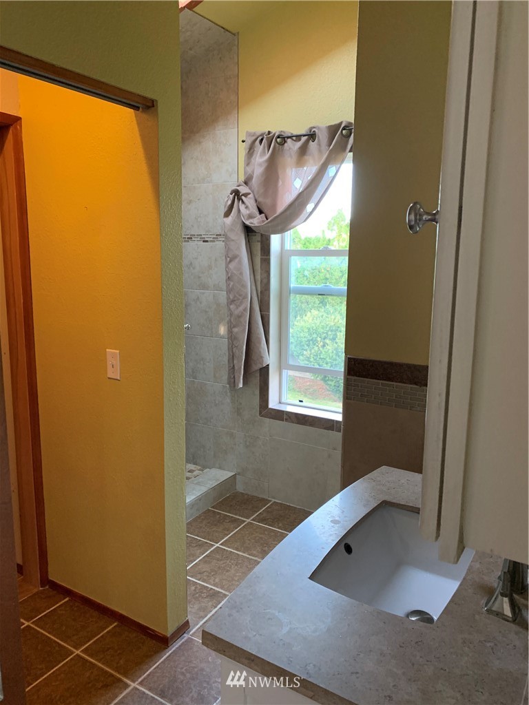 6143 Church Road Ferndale, WA 98248 - Photo 28 of 40 Gallery Image 28